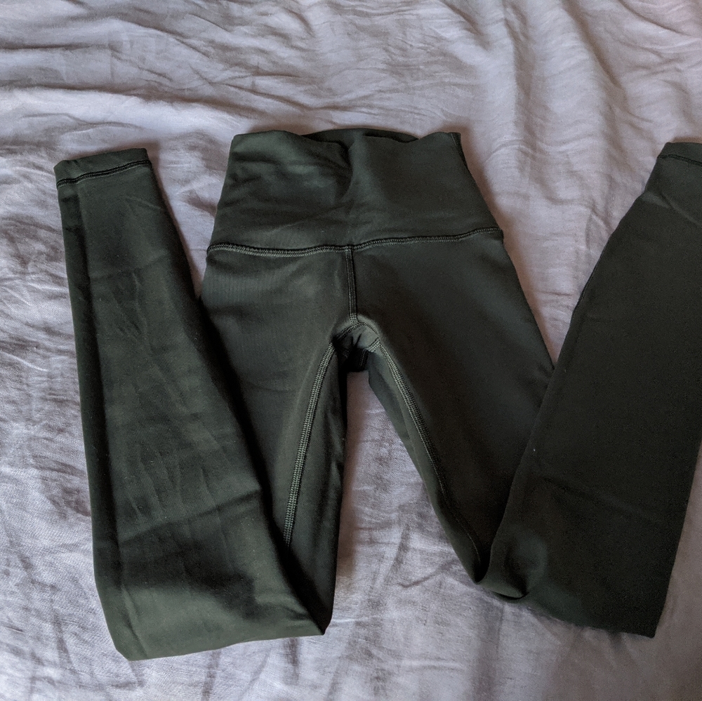 Lululemon Wunder Under dark olive - Picture 3 of 4
